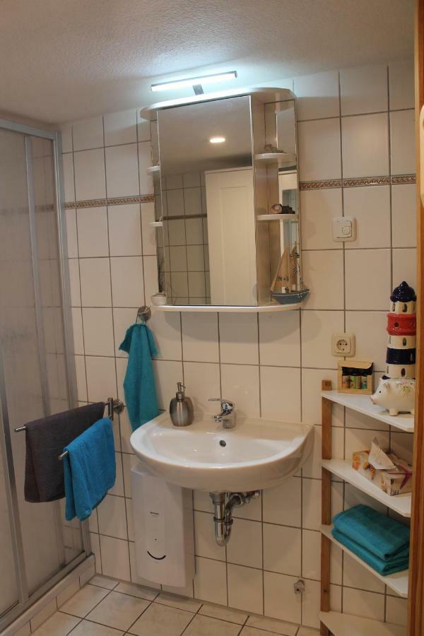 Lutzi'S Ferienwohnung Rostock Exterior foto